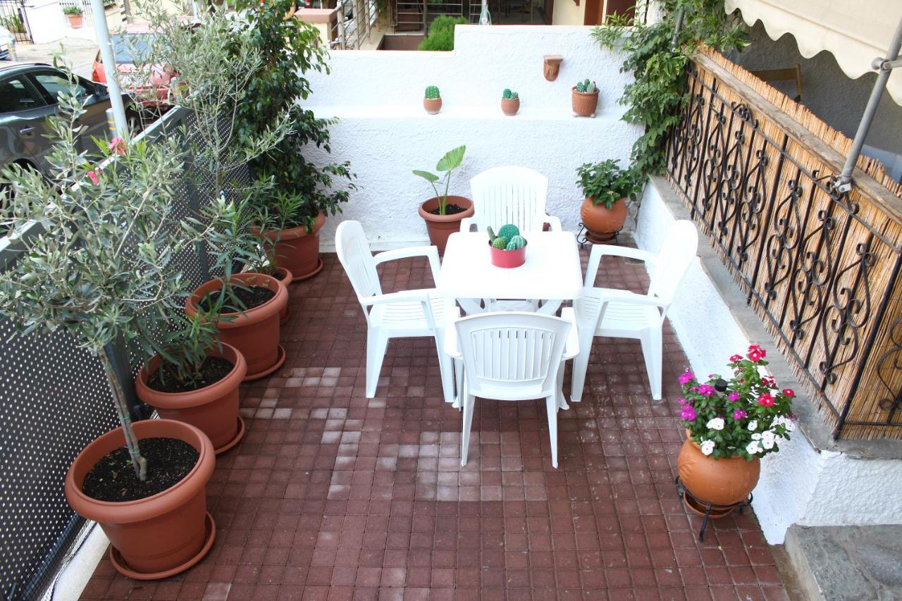 Sweet Stone Apartment In Imittos Atina Dış mekan fotoğraf